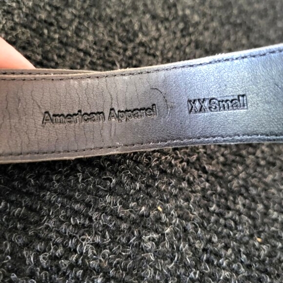 AMERICAN APPAREL Women's Light Brown/Tan Belt with Gold Buckle XXS - Picture 3 of 3